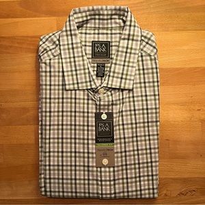Jos A. Bank Mens XL Tailored Fit Button-Up Shirt, NWT